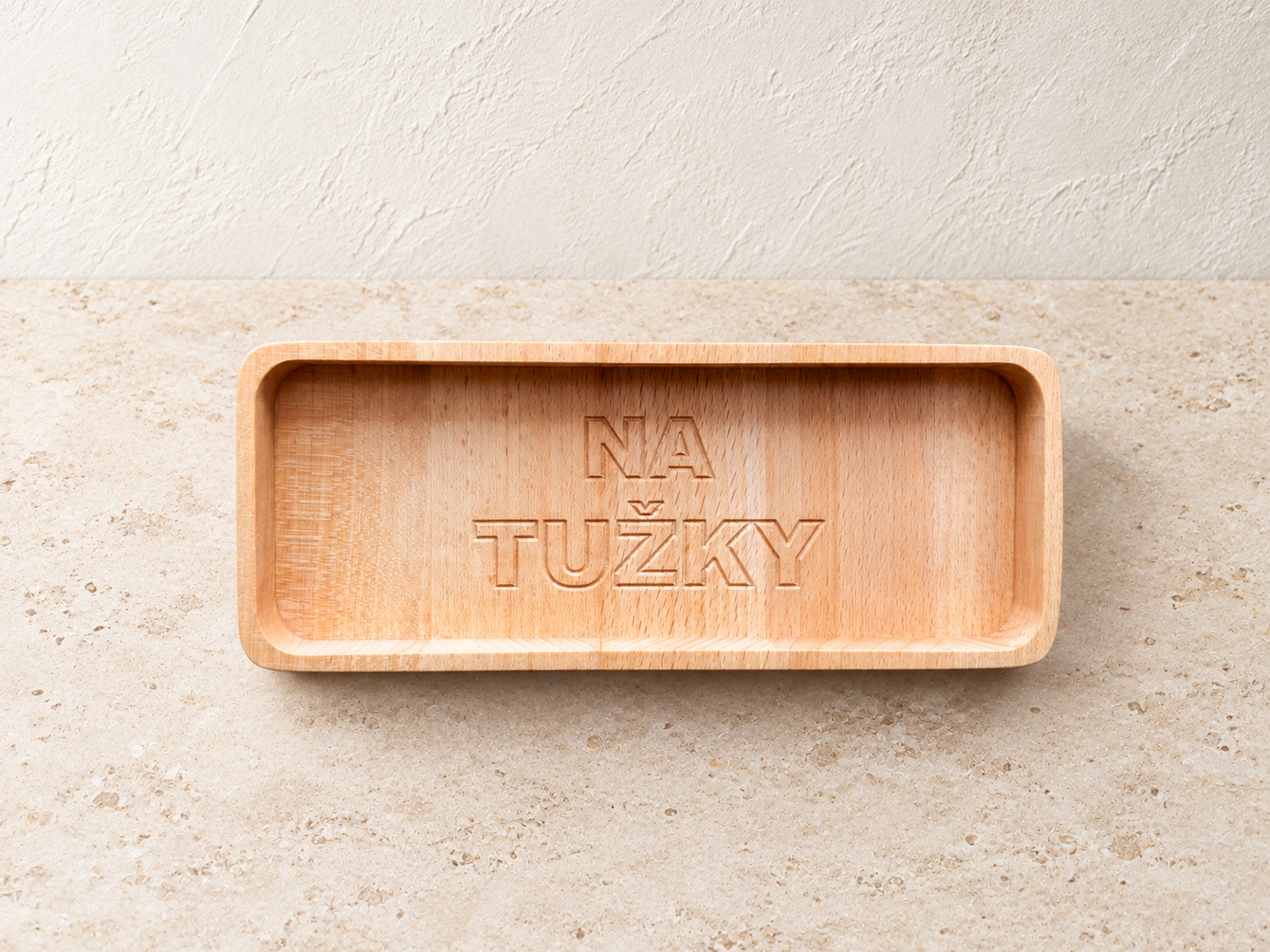 Dřevěná miska na tužky